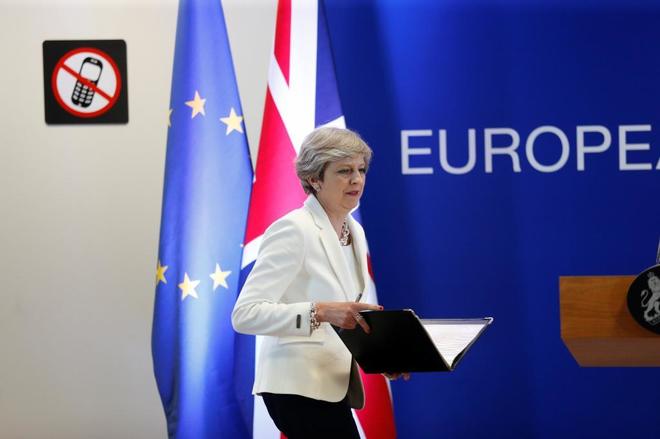 Theresa May bloqueó hace un año una “oferta” unilateral a los ciudadanos de la UE para quedarse en el Reino Unido